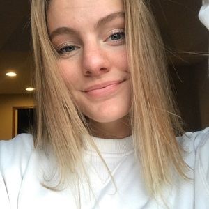 Meet your Posher, Cydney